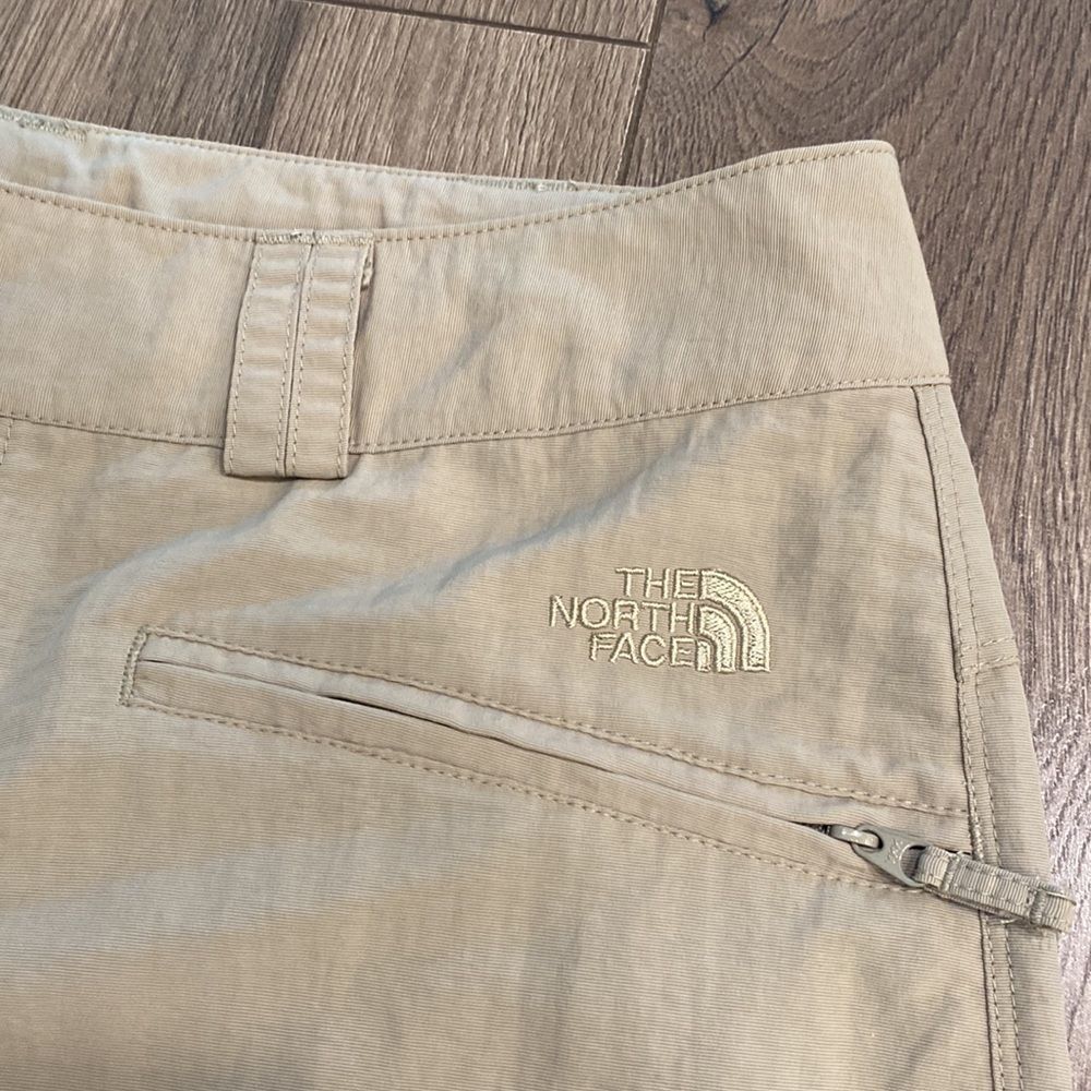 NWOT The North Face Tan Convertible Nylon Hiking Active Pants Size 6 - Picture 13 of 16